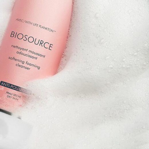 BIOTHERM Biosource Smooth Foam Hydra Comfort Cleanser 