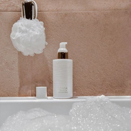 SENSAI The Silk Shower Cream 