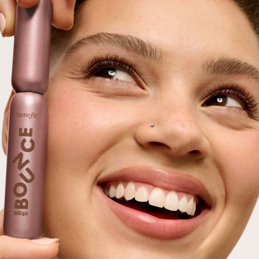 BENEFIT COSMETICS Badgal Bounce - Doubled Sided Brush Volumizing Mascara