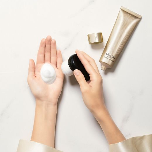 SENSAI Ultimate The Creamy Soap