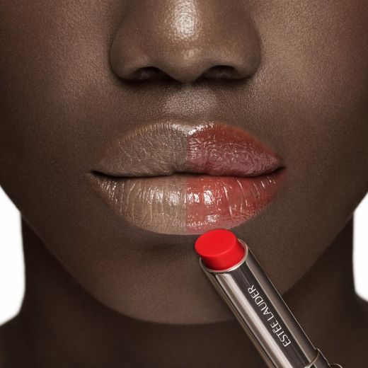 ESTEE LAUDER  Futurist Hydraplump Lip Balm