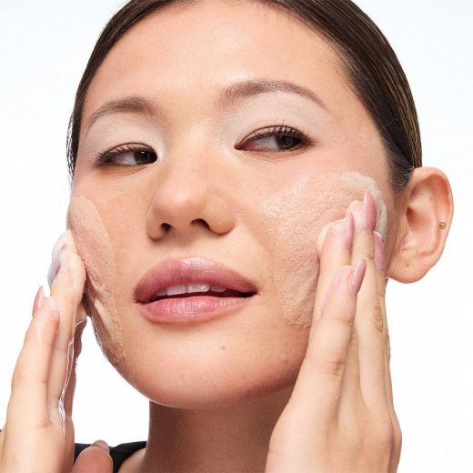 MAC Major Foamo Jelly Cleanser