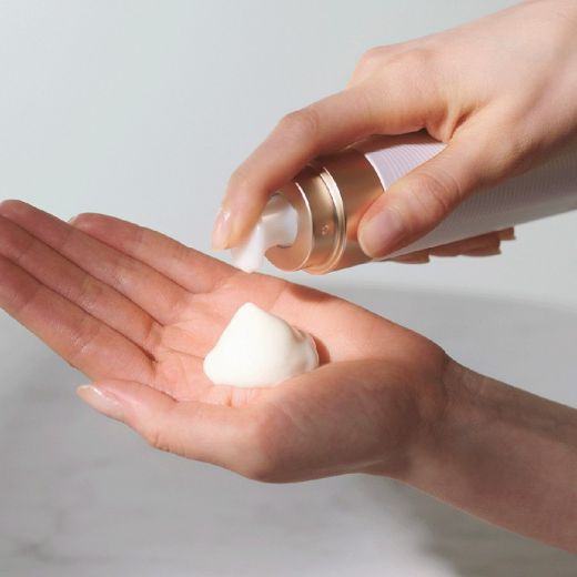 SENSAI Absolute Silk Micro Mousse