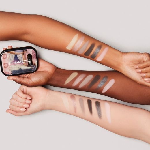 MAC Connect In Colour Eye Shadow Palette