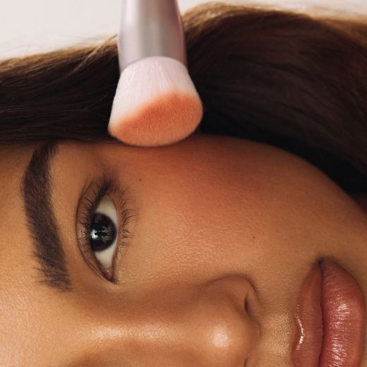 KYLIE COSMETICS Blush Brush 04 