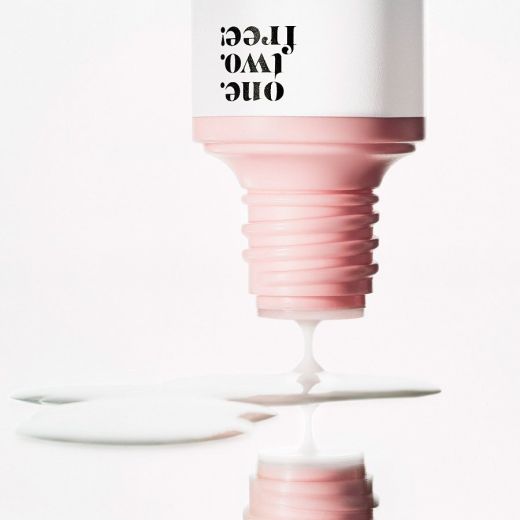 ONE.TWO.FREE! Glazing Milk 