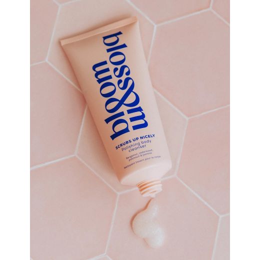 BLOOM & BLOSSOM Scrubs Up Nicely Polishing Body Cleanser