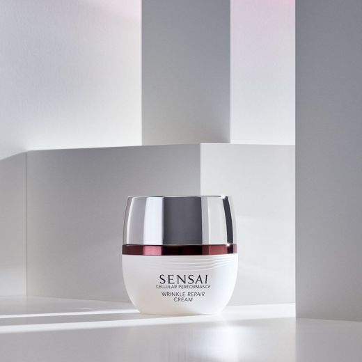 SENSAI Cellular Performance Wrinkle Repair Cream