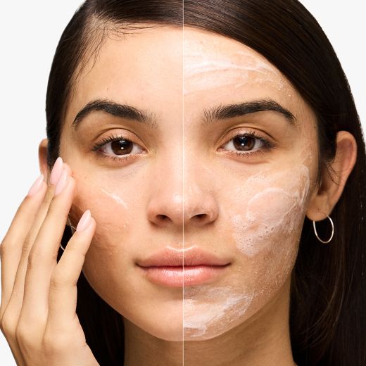 CLINIQUE Moisture Surge™ Exfoliating Glow Cleanser