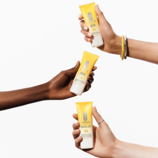 CLINIQUE UV Solutions Brightening + Tinted Sunscreen SPF 50