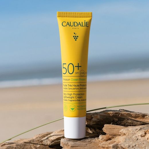CAUDALIE Very High Protection Lightweight Cream SPF50+