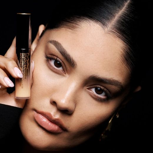 MAC Studio Radiance 24Hr Luminous Lift Concealer