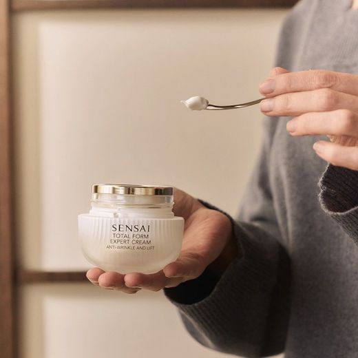 SENSAI Total Form Expert Cream