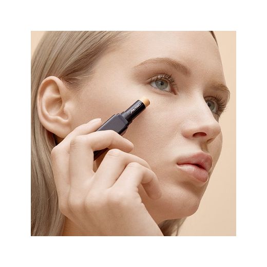 Shiseido Synchro Skin Correcting Gel Stick Concealer   (Želejveida koriģējošais zīmulis)