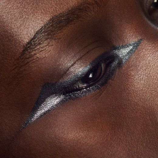 MAC Dazzleshadow Liquid Eyeshadow