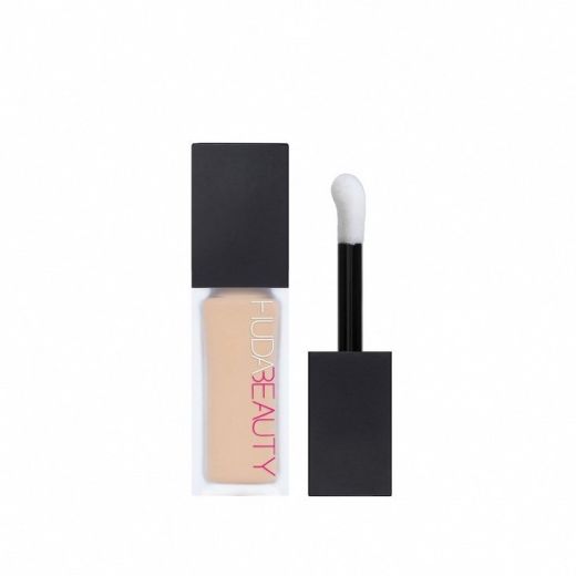 Huda Beauty FauxFilter Luminous Matte Concealer Meringue 2.1N