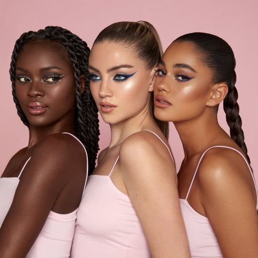 KYLIE COSMETICS Kylighter Illuminating Powder