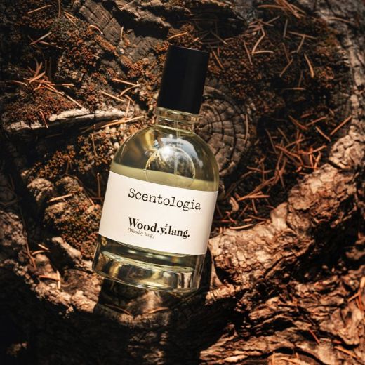 SCENTOLOGIA Woody Lang