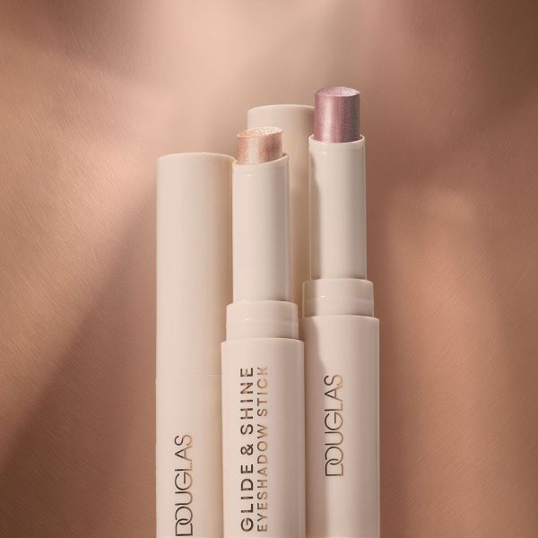 Jahutav, veepõhine lauvärvipulk, mis annab sära kuni 12 tunniks.