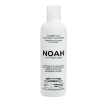 NOAH Shampoo With Black Pepper and Peppermint