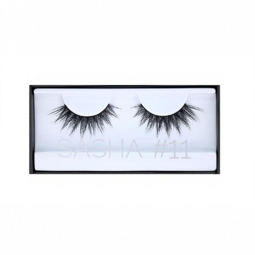 Huda Beauty Classic Lash Sasha #11