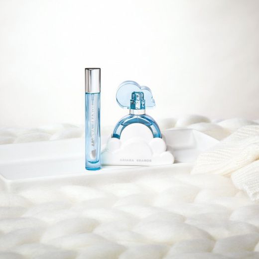 ARIANA GRANDE Cloud Holiday Set 
