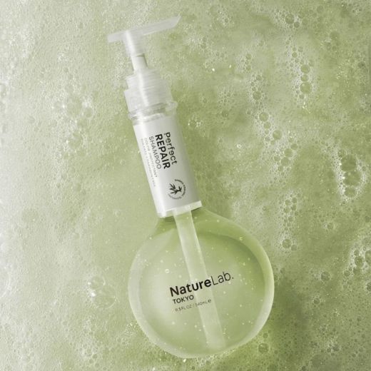 NATURELAB. TOKYO Perfect Repair Shampoo