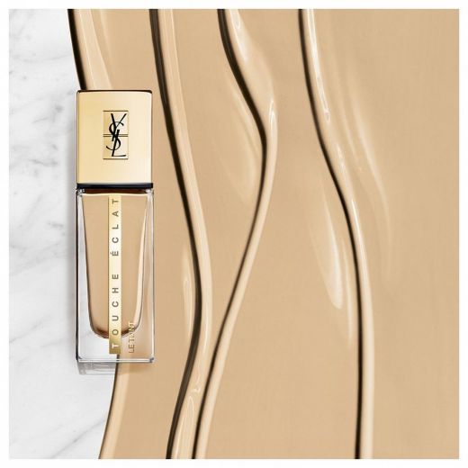 YVES SAINT LAURENT Touche Eclat le Teint Foundation