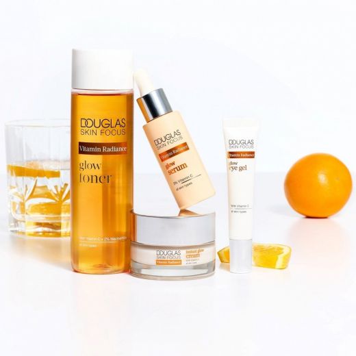 DOUGLAS COLLECTION SKIN FOCUS Vitamin Radiance Glow Serum