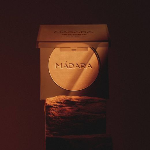 MADARA Midsummer Soft Silk Mineral Bronzer