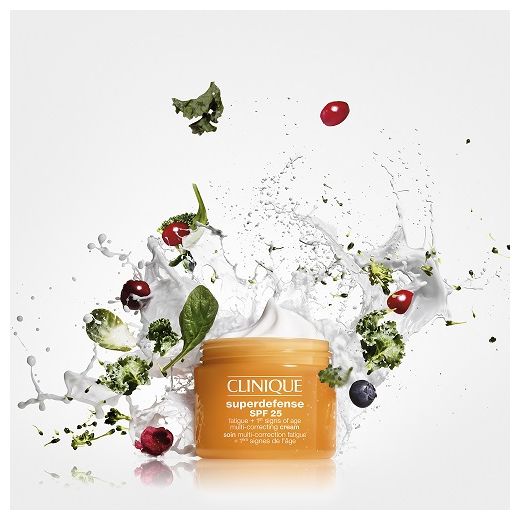 Clinique Superdefense SPF 25 Fatigue + 1st Signs of Age Multi-Correcting Cream For Oily Skin  (Atsva