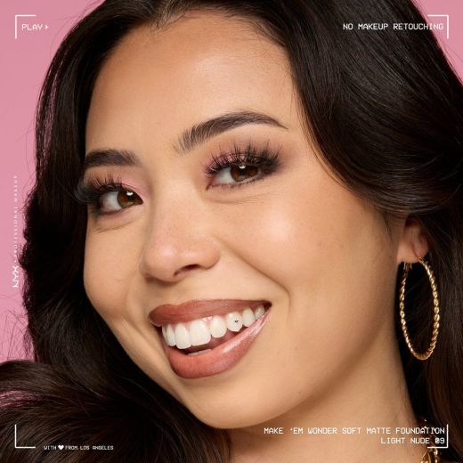 NYX PROFESSIONAL MAKEUP Em Wonder 24H Soft Matte Foundation