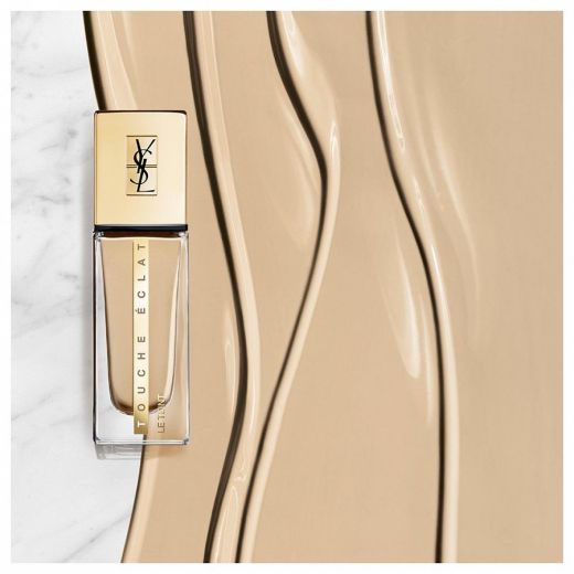 YVES SAINT LAURENT Touche Eclat le Teint Foundation
