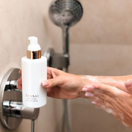 SENSAI The Silk Shower Cream 