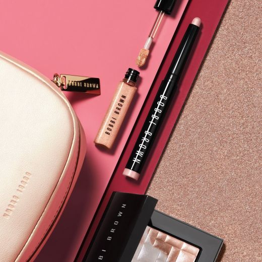 BOBBI BROWN Illuminating Essentials Set