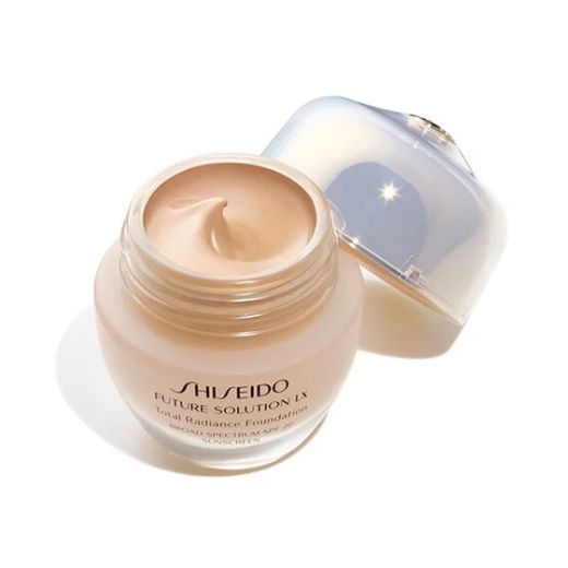 Shiseido Future Solution LX Total Radiance Foundation SPF 20  (Atjaunojošs tonālais krēms)