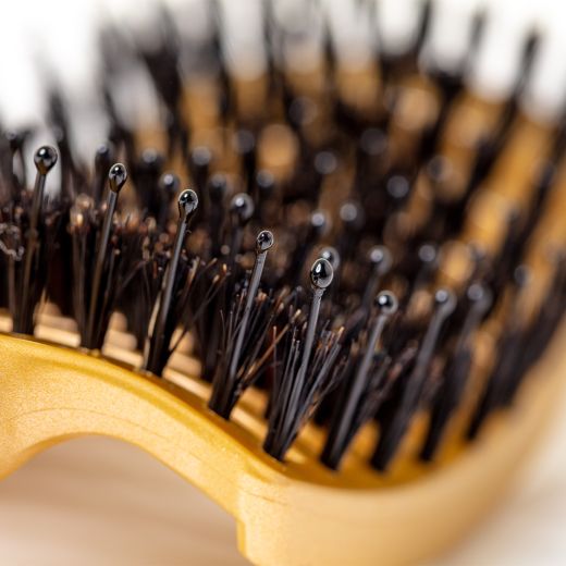 ONE:ZERO Detangling Hair Comb - Gold