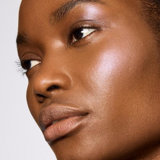 MAC Glow Play Bouncy Highlighter