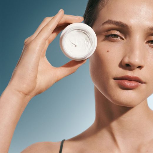 LA MER The Moisturizing Cream